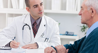 Dosažení trvalé virologické odpovědi u starších pacientů s chronickou hepatitidou C snižuje riziko hepatocelulárního karcinomu