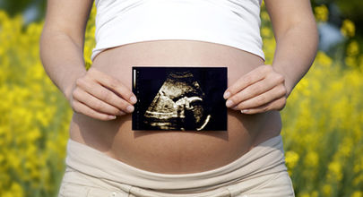 Mám žloutenku typu C a jsem těhotná. Co s tím?
