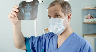 Pacient se žloutenkou by u zubaře měl dodržovat zvláštní opatření